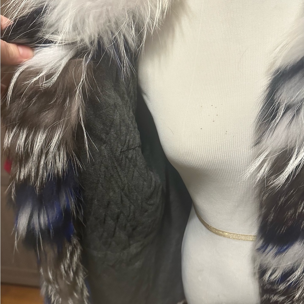 Grey & Multicolor Yves Salomon raccoon /Fox Fur Jacket Size EU 40 /US 10 - Picture 10 of 10